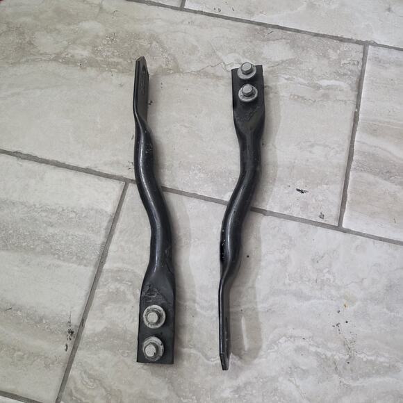 Front Left Right Bumper Bracket for Chevy Silverado 2500/3500HD 15-19 GMC Sierra - Picture 14 of 16